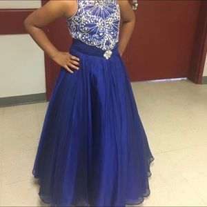 Tiffany’s gown girls size 14